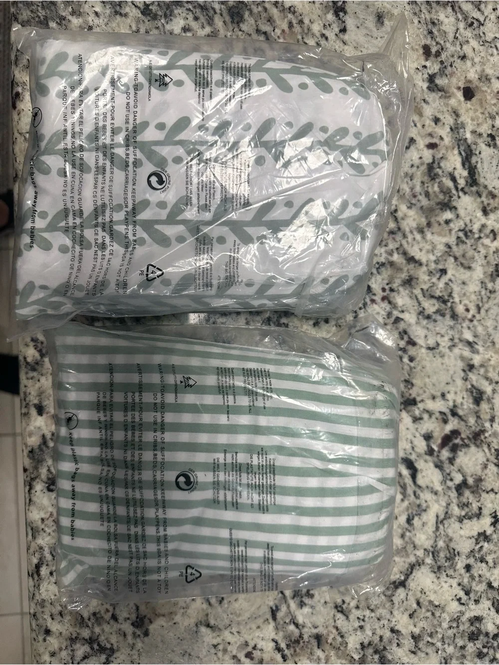 TWO The Uptown Baby Sage Green Vine 100% Cotton Percale Crib Sheet NIP Classic